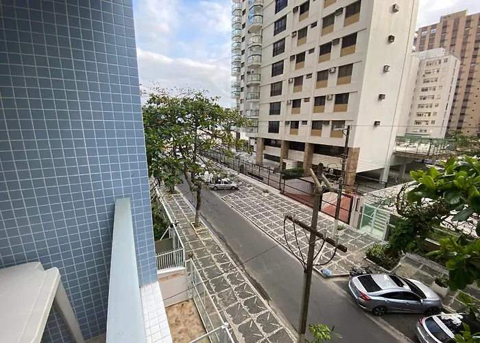 Guarujá praia das Pitangueiras a mais linda, apartamento cinematográfico a 50 metros do mar